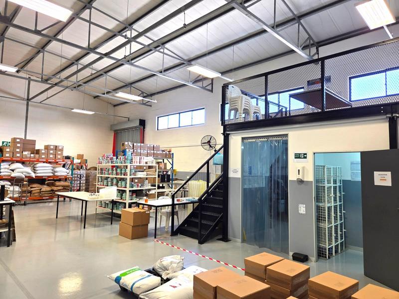 Commercial Property for Sale in Capricorn Western Cape